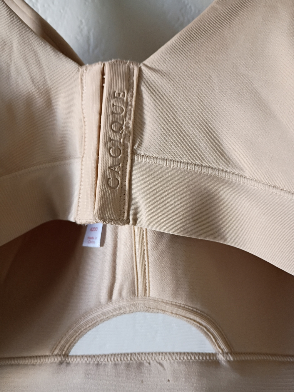 Cacique Nude T-Shirt Bra - Comfortable Everyday Support No-Wire Size 42DD - Picture 6 of 10
